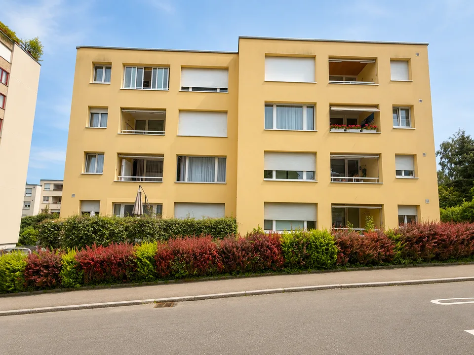 Helle 4.5-Zimmer-Wohnung mit Balkon in Kreuzlingen – frisch renoviert! – Foto 12 von 12