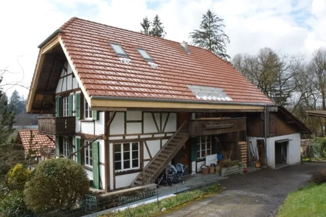 Charmantes Bauernhaus mit grossem Grundstück in Rubigen