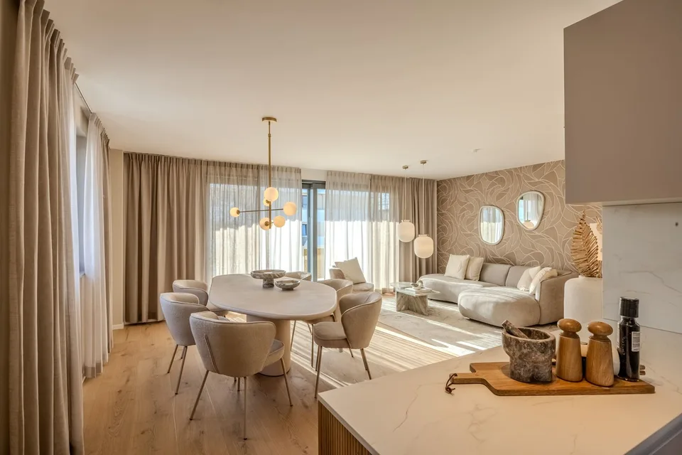 Großzügige 2,5 Zimmer Designwohnung