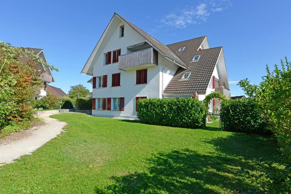 6.5-Zimmer-Dach-Maisonettewohnung im Grünen