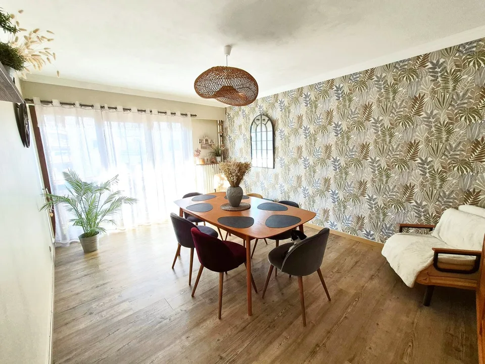 Superbo T4 ristrutturato con charme, balcone e doppio garage, ideale per frontalieri – foto 11 di 13
