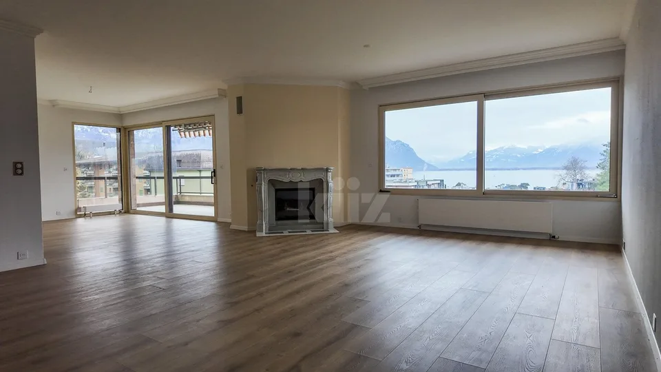 Splendido appartamento con vista panoramica sul lago