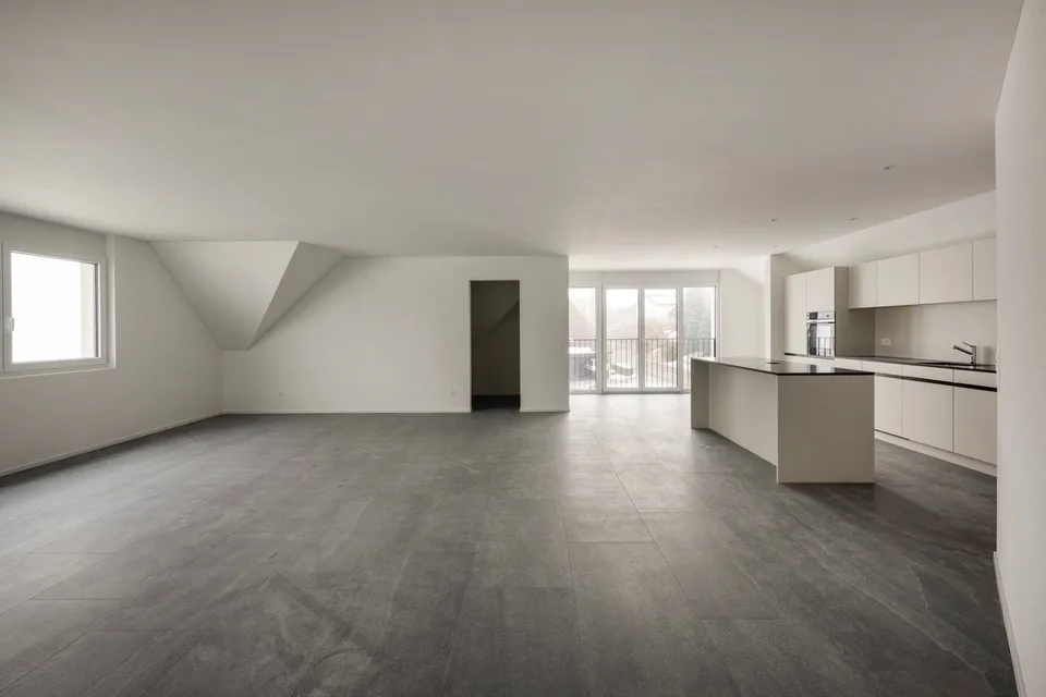 La tua nuova casa a Bottenwil – Vivere con vista sul verde