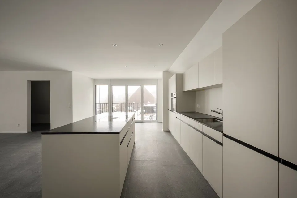 La tua nuova casa a Bottenwil – Vivere con vista sul verde