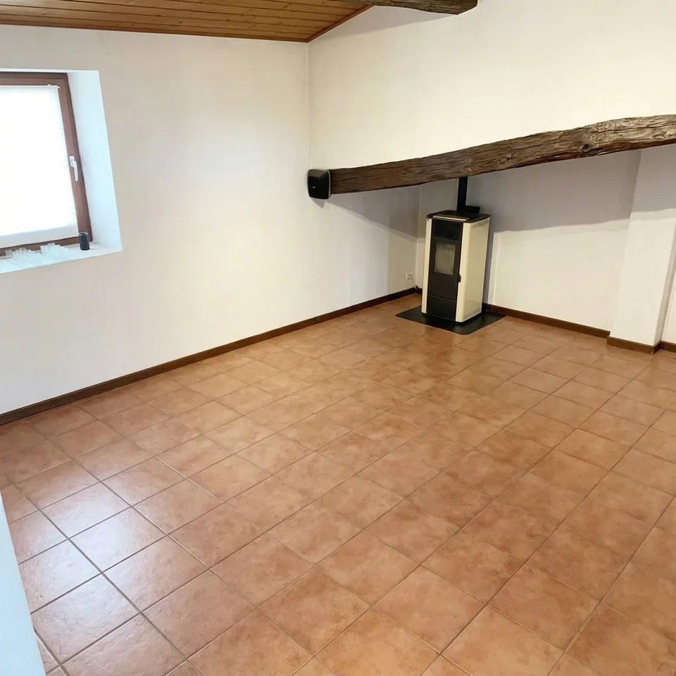 Immeuble à revenu avec possibilité de transformation en maison unifamiliale – photo 13 sur 16