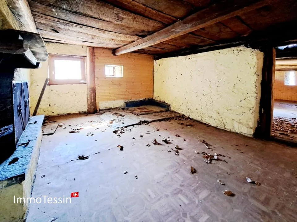 Rustico an aussergewöhnlicher Alleinlage inmitten eines 10`000 m2 Grundstückes – photo 12 sur 13