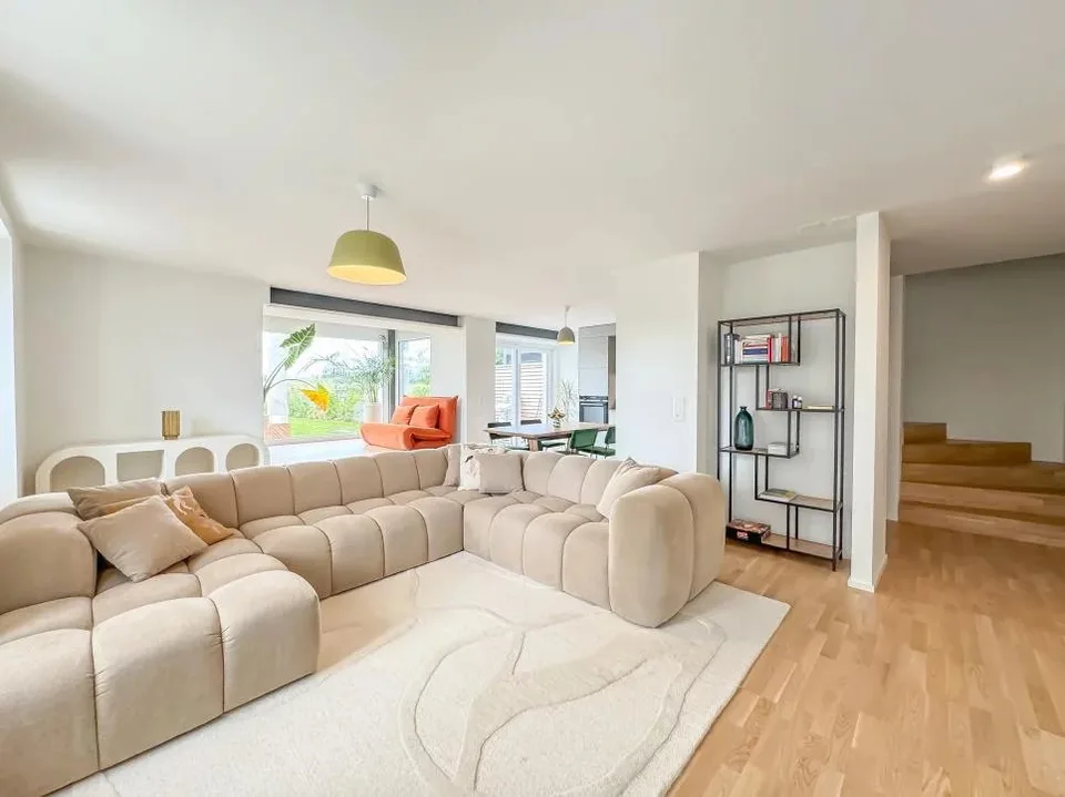 Schönes Appartement mit Villencharakter und großem Garten! – Foto 6 von 13