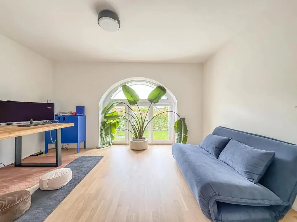 Schönes Appartement mit Villencharakter und großem Garten! – Foto 10 von 13