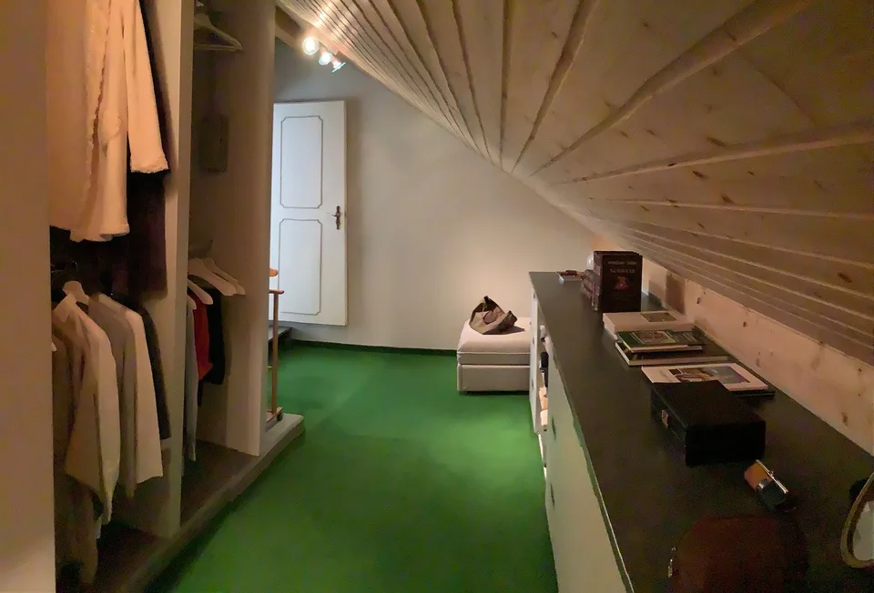 Helle Alterswohnung mit Terrasse im Dachgeschoss – Foto 12 von 14