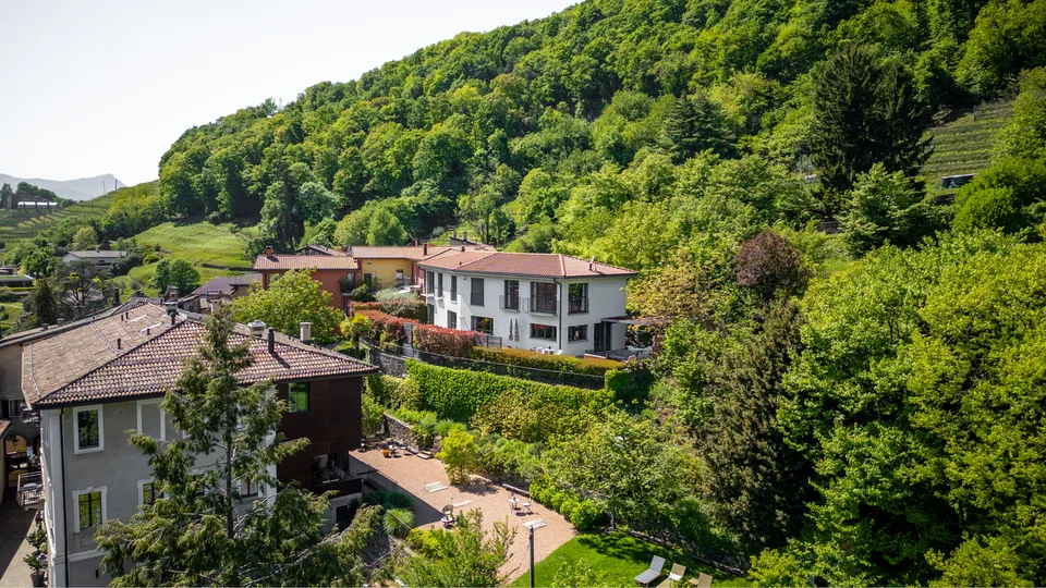 Splendida villa vicino al nucleo storico con vista panoramica – Foto 12 von 12