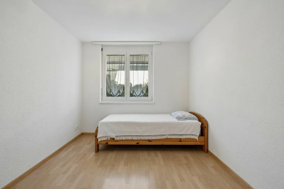 Ruhige Gartenwohnung nahe der Stadt und der Aare inklusive zwei Einstellhallenplätzen – Foto 9 von 13