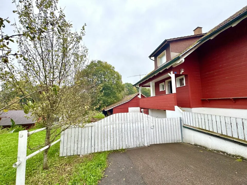 EFH mit Landreserve & Pferdestall - Ausbaupotenzial