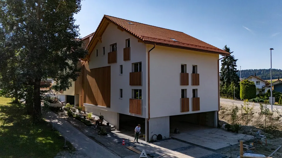 Einzigartige sonnige 4.5-Zimmer-Dachwohnung mit Galerie und Weitsicht