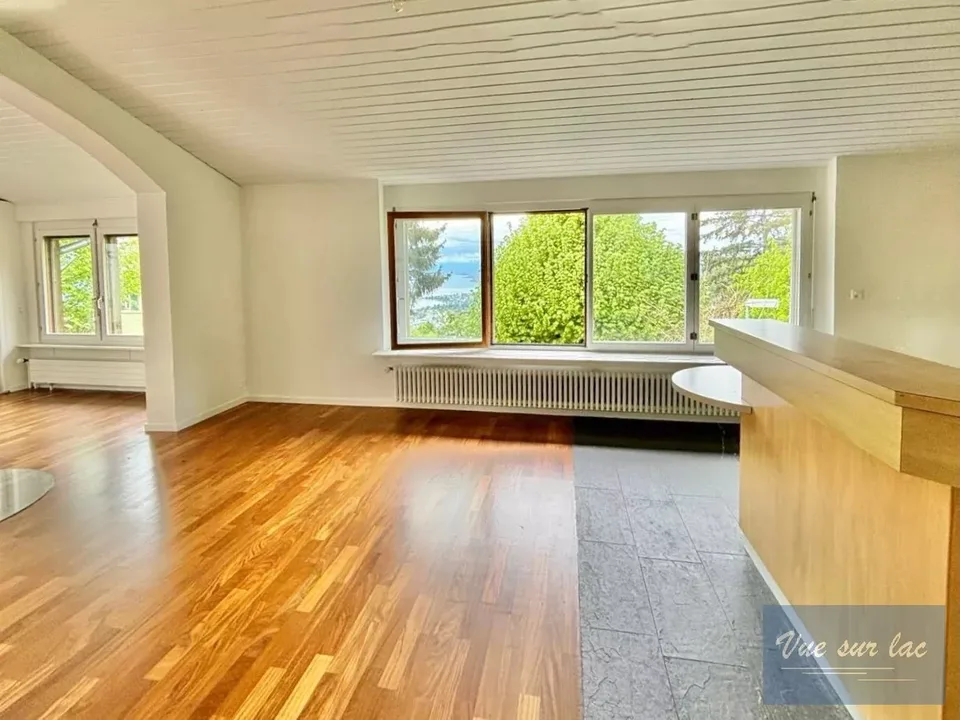 Casa familiare degli anni '60, con vista sul lago. – foto 13 di 13