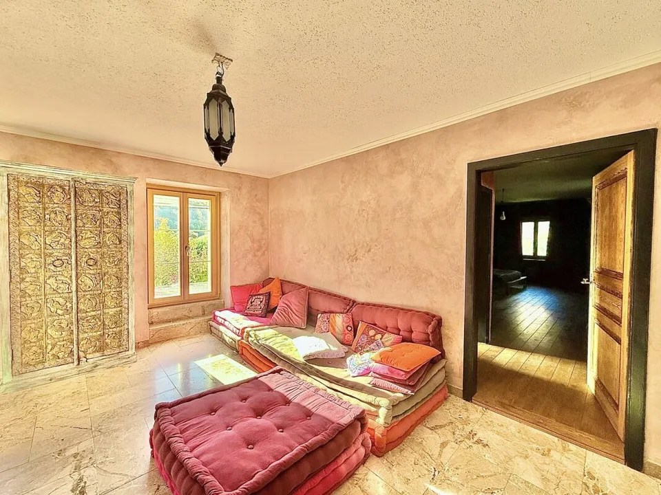 Maison de 405 m2 avec terrain de 4'413 m2 à Bex – photo 21 sur 30