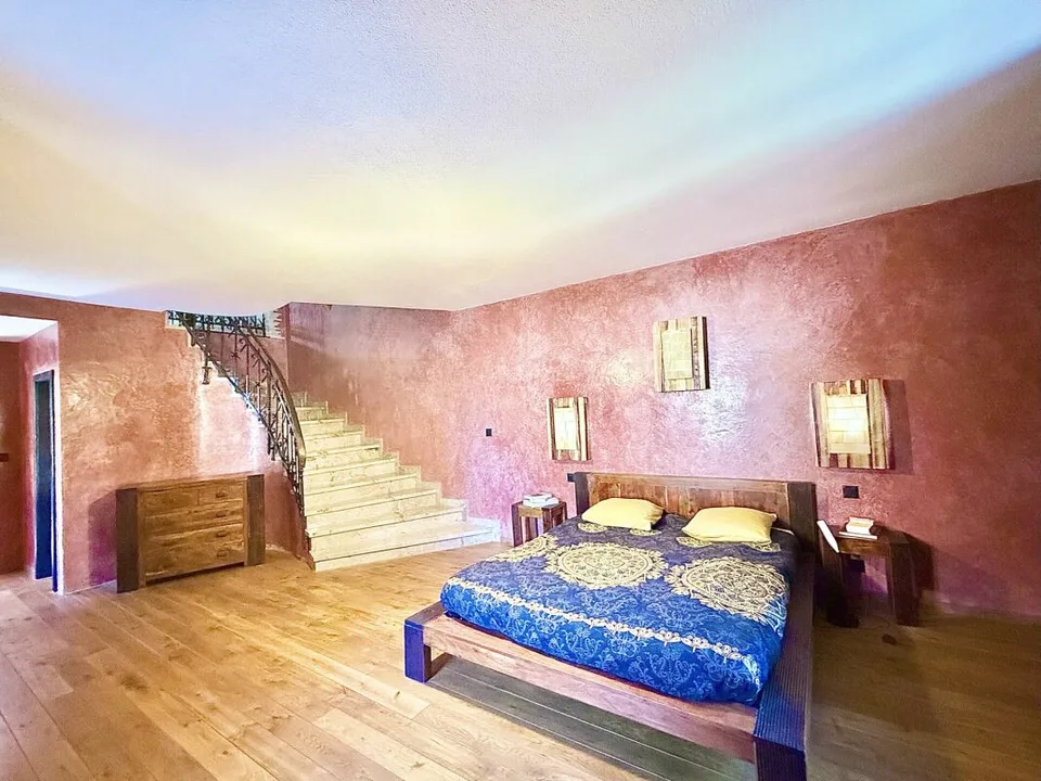 Maison de 405 m2 avec terrain de 4'413 m2 à Bex – photo 24 sur 30