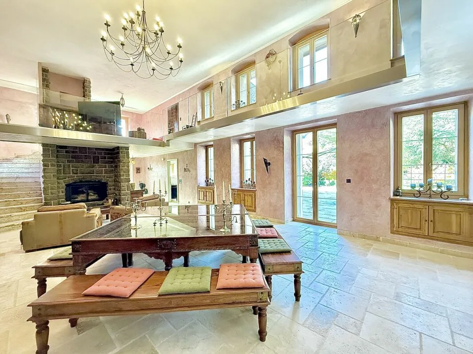 Maison de 405 m2 avec terrain de 4'413 m2 à Bex – photo 11 sur 30