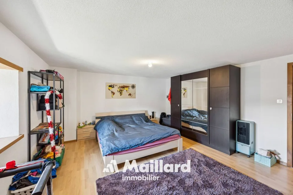 Courfaivre - Friedliche Wohnung mit Parkplatz und Garten