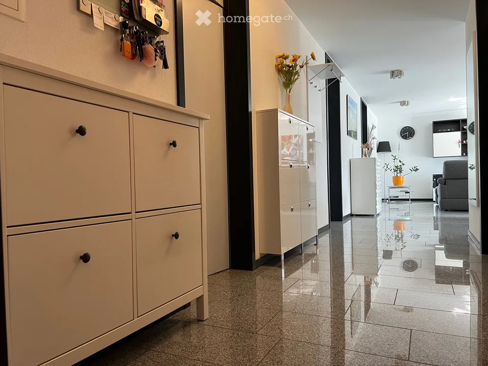 Schönes Apartment 4.5 Zimmer mit 120 m²