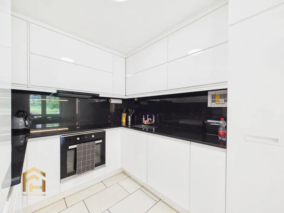 Appartement lumineux 4.5 pièces avec balcon et espace de jardin à Brig-Glis