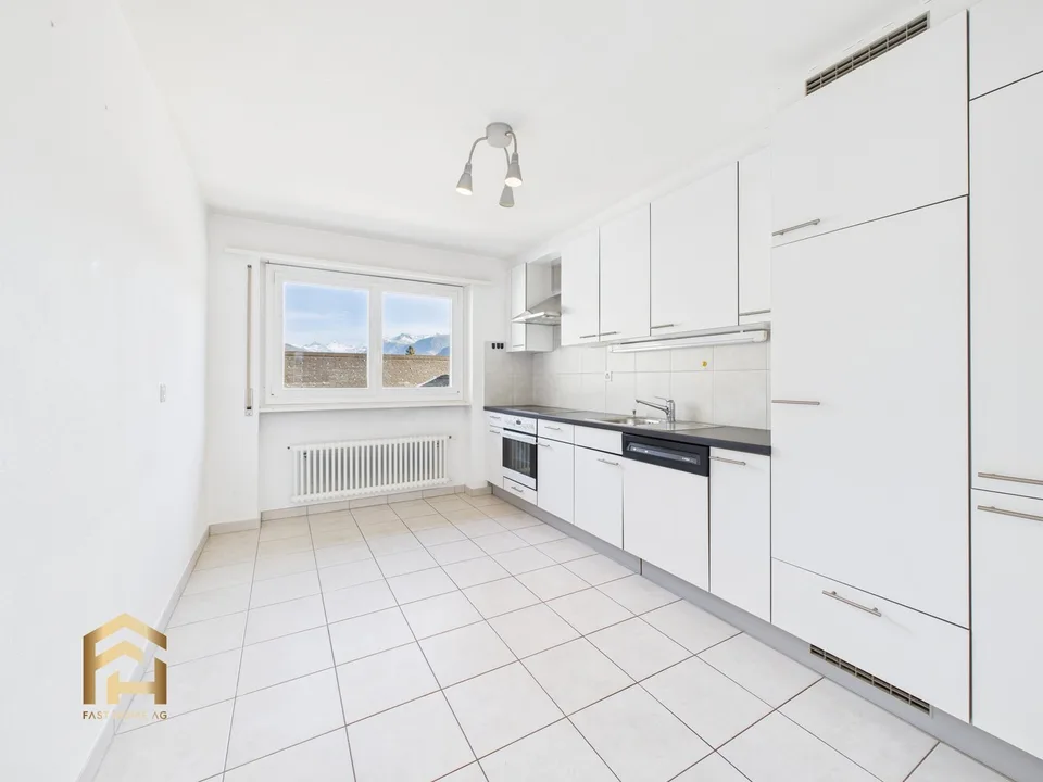 Familienfreundliche 4.5-Zimmerwohnung mit Balkon