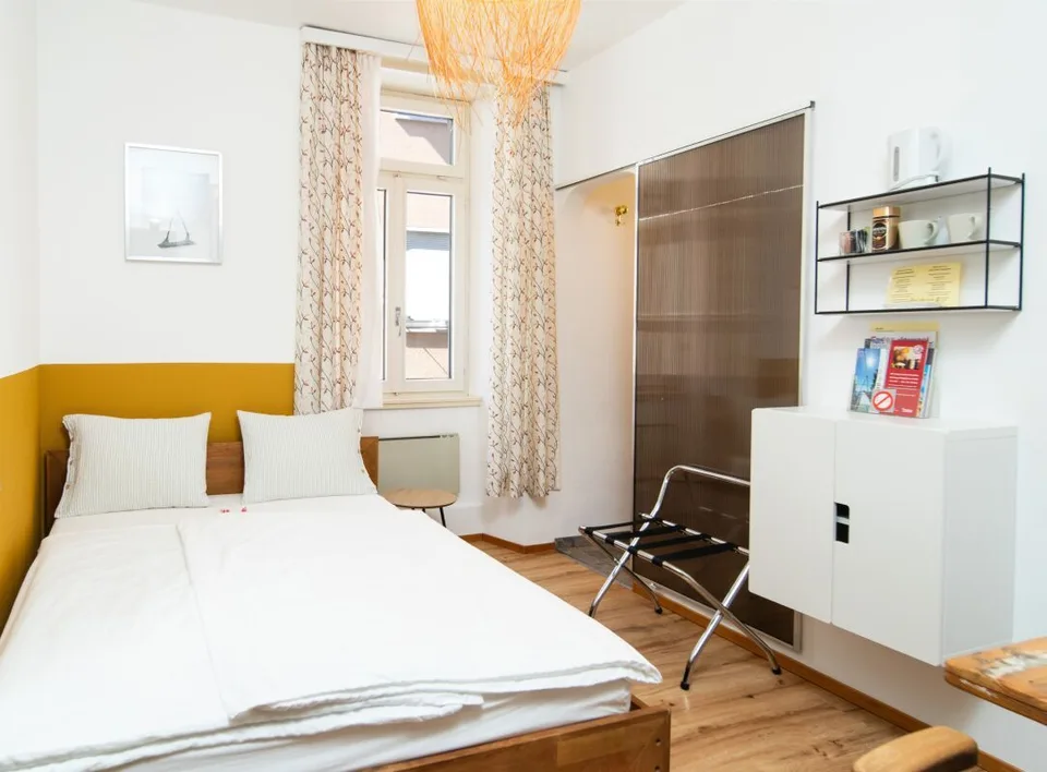 B&B di 3.5 locali - Fascino storico e posizione strategica   3,5-Zimmer-B&B
