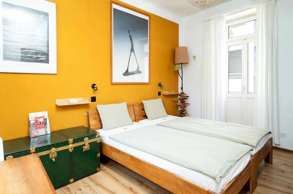 B&B di 3.5 locali - Fascino storico e posizione strategica   3,5-Zimmer-B&B