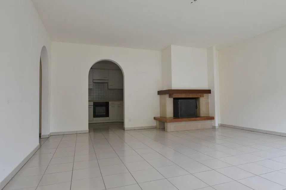 Wohnung 3.5 Zimmer mit Garten in Pambio-Noranco