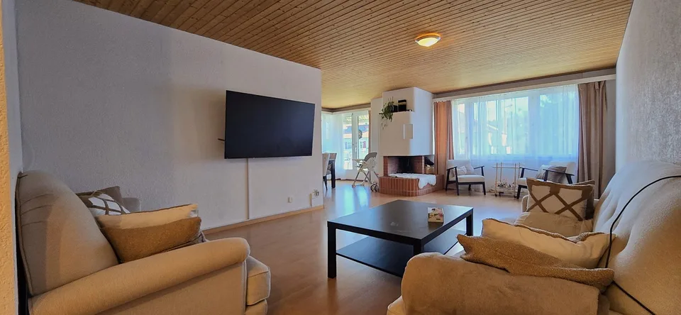 Appartement lumineux 4.5 pièces avec balcon panoramique à Bern Bümpliz, votre nouveau chez-vous avec vue lointaine