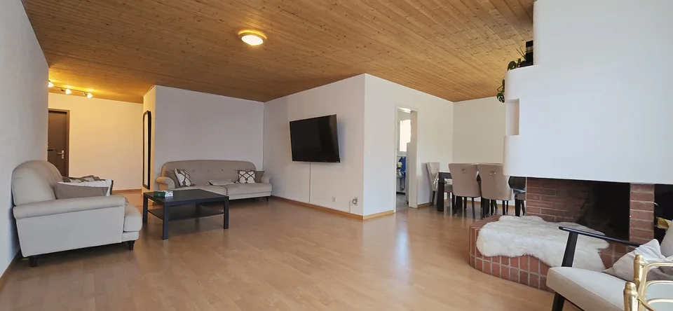 Appartement lumineux 4.5 pièces avec balcon panoramique à Bern Bümpliz, votre nouveau chez-vous avec vue lointaine