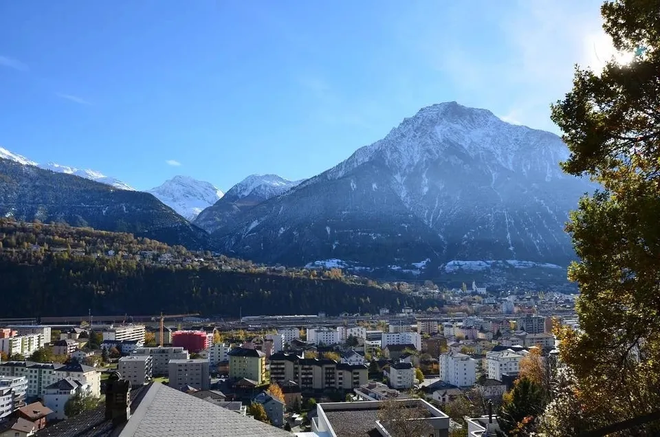 Terreno edificabile soleggiato con vista panoramica a Naters