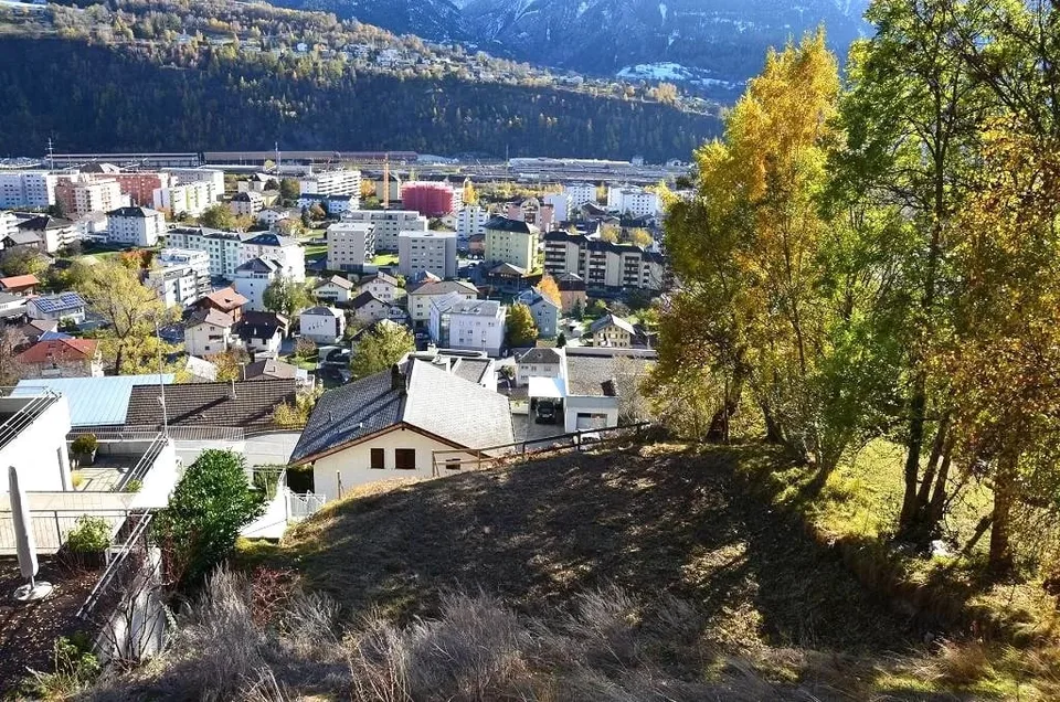 Terreno edificabile soleggiato con vista panoramica a Naters