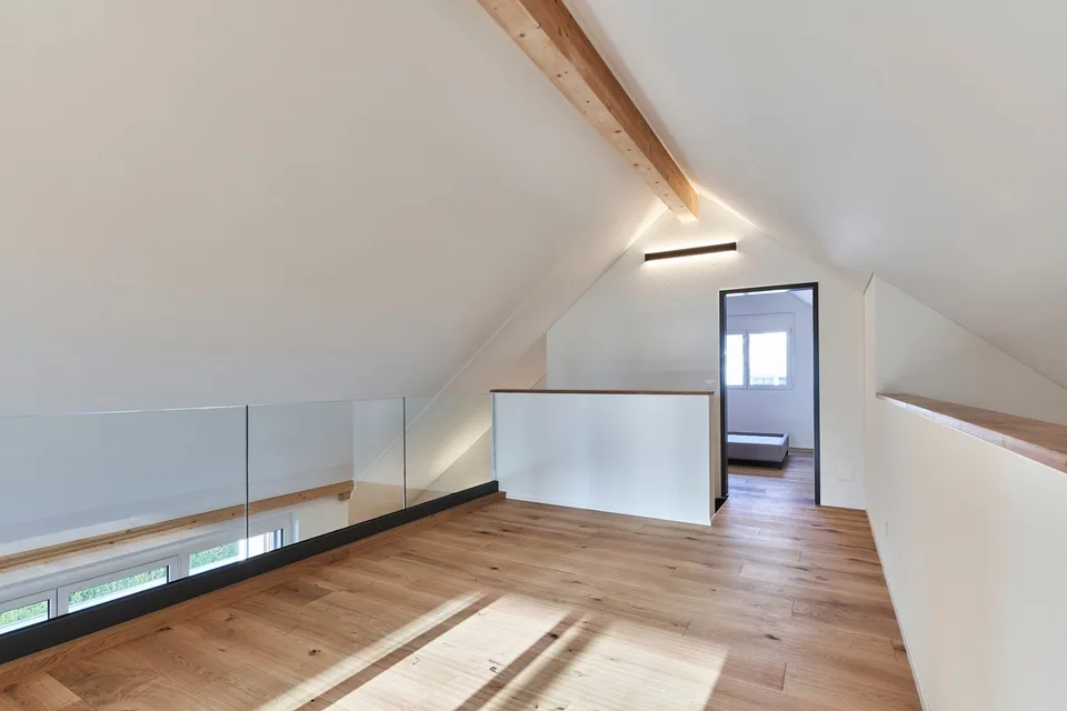 Dernière Chance : Appartement Exclusif 7.5 Pièces avec Galerie et Ascenseur à Oberbipp – photo 14 sur 22