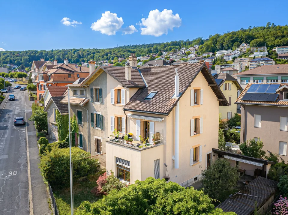 Une maison aux multiples possibilités - quartier agréable de Peseux
