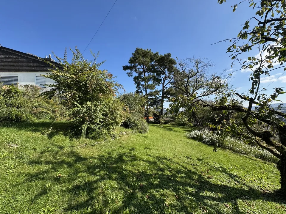 Grundstück mit 1222 m2 bebaubar, Einfamilienhaus mit Panoramasicht