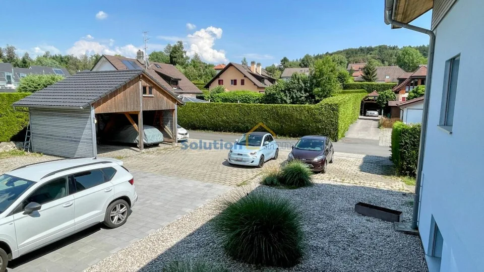 Incantevole edificio di 3 appartamenti con bel giardino – foto 6 di 13