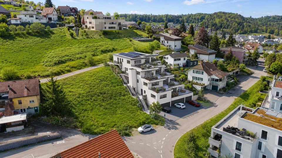 Appartamento con terrazza e 144 m² di spazio abitativo