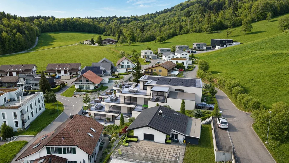 Appartamento con terrazza e 144 m² di spazio abitativo