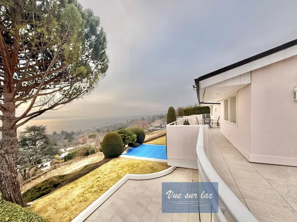 Prestigieuse Propriété d'Architecte avec Vue Panoramique