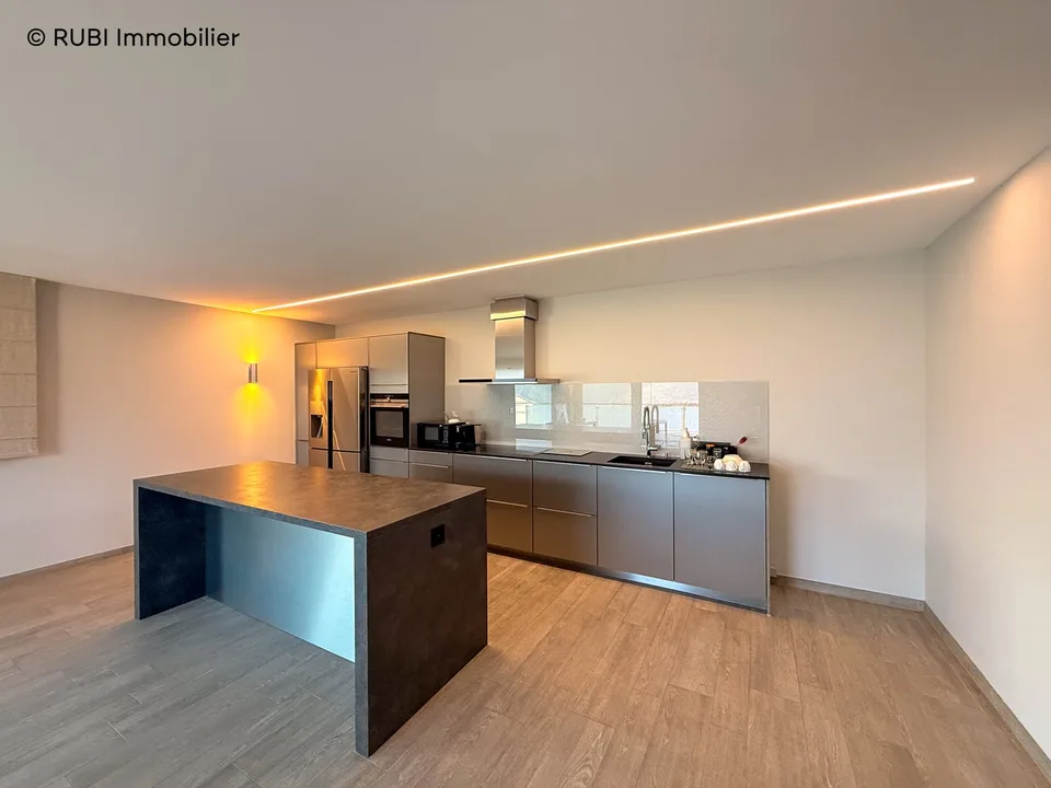Splendid apartment with panoramic views of the mountains and the valley