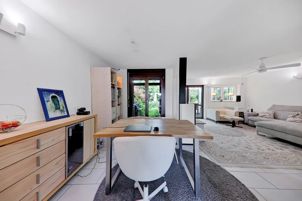 Vivere nel verde: casa unifamiliare 5 ½ locali con serra