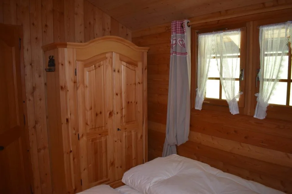 Alphütte / Chalet in idyllischer Berglandschaft (2t Wohungs bewilligt) – Foto 9 von 20