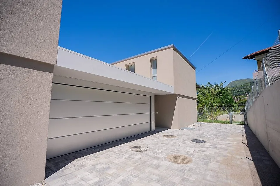 Moderne Design-Villen in Cadro