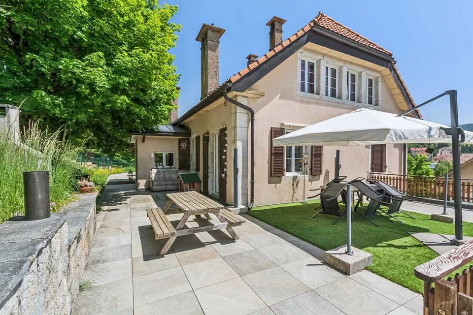 Maison individuelle composée de 2 appartements