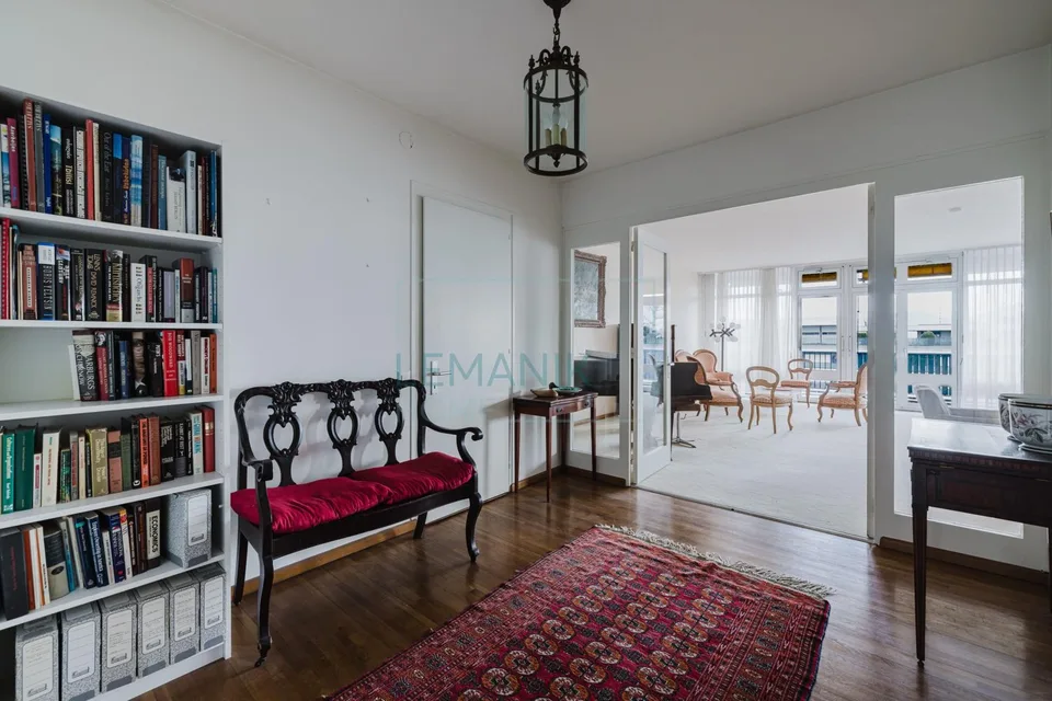 Einzigartige Gelegenheit: Luxuswohnung in höherem Stock