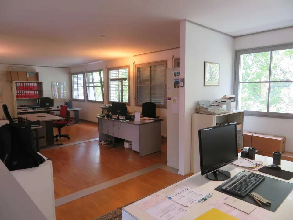 Büro + Apartment 2.5 Zimmer - Viganello