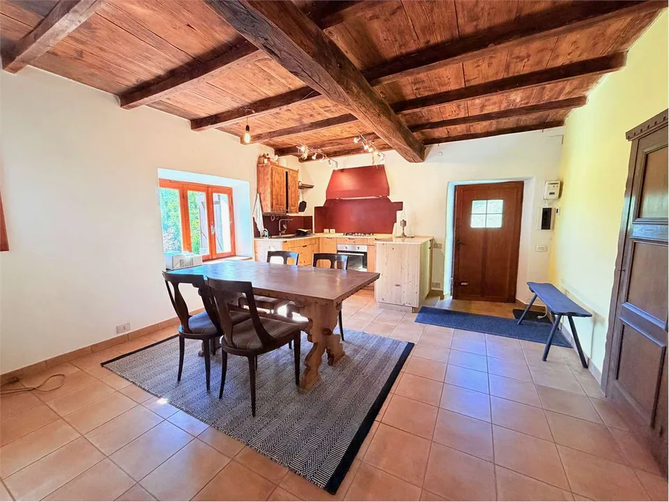 Schönes Landhaus in sonniger und ruhiger Lage mit
