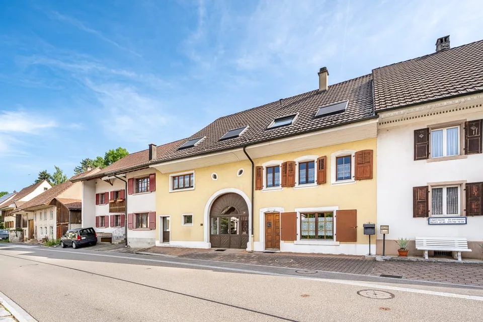 Mehrfamilienhaus in ruhiger Dorflage