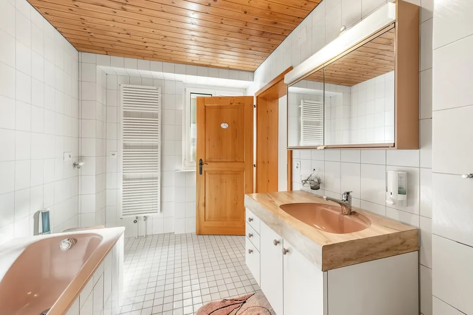 Casa di appartamenti in una posizione di villaggio tranquilla – foto 11 di 11