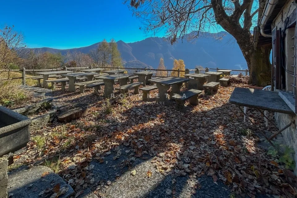 Storico Grotto "al Riposo Romantico" sul Monte Comino – Foto 6 von 13